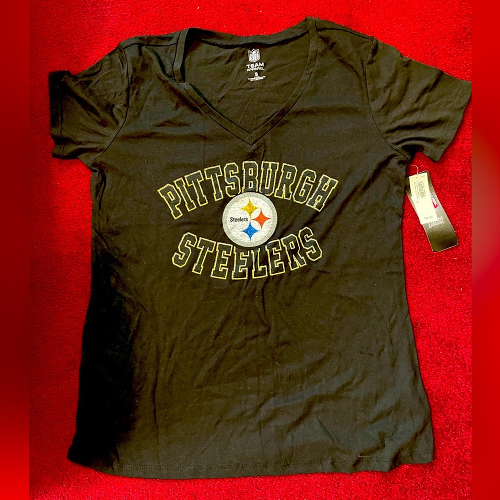 NFL Old Navy Team Apparel “Pittsburgh Steelers” Women’s T-shirt , Size: Small